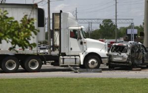 How Our Reno Personal Injury Lawyers Can Help After Your Tractor-Trailer Accident
