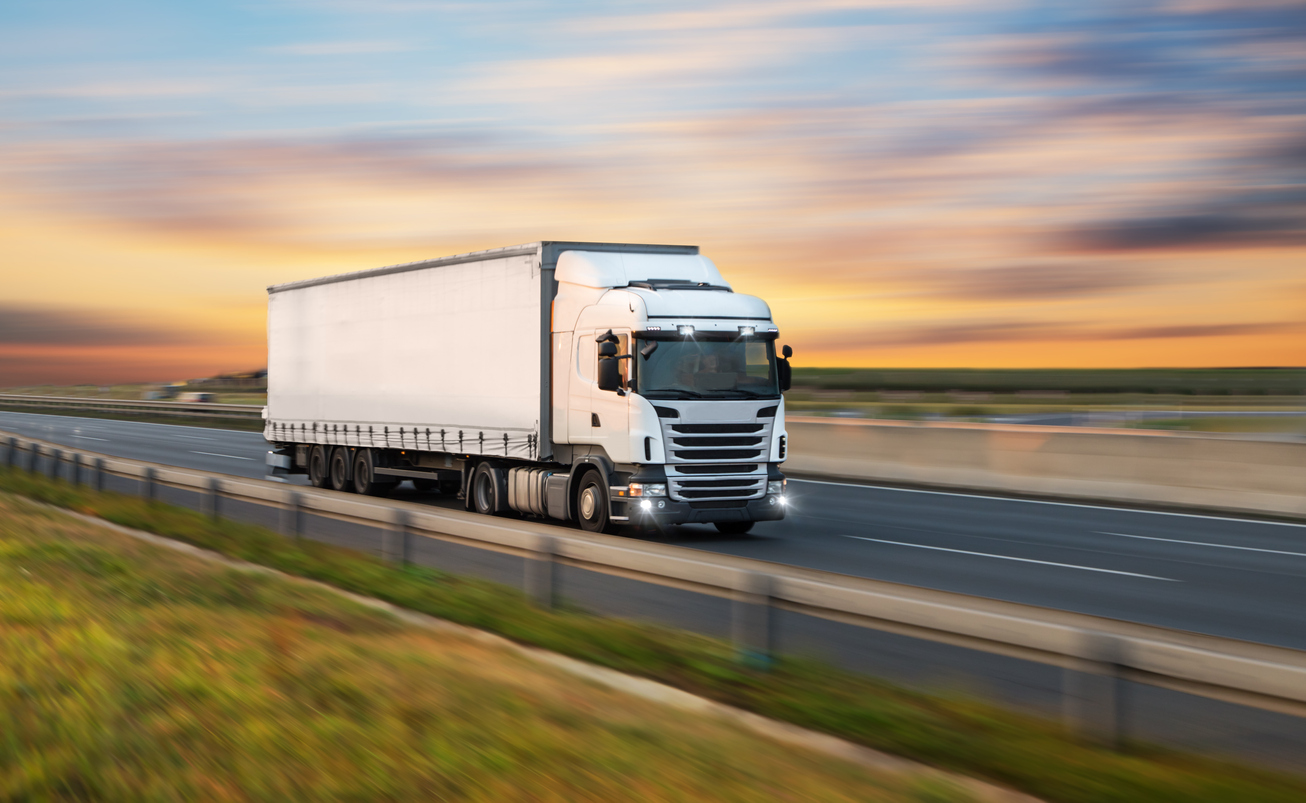 How Fast Can Commercial Trucks Safely Travel on Highways in Las Vegas, NV?