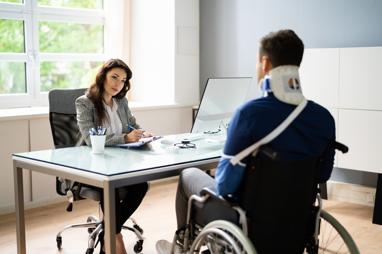 What Percentage Do Lawyers Take for a Personal Injury Case in Nevada